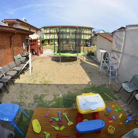 De Inchiriat -complex Turistic Foisor Guest house 2*