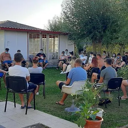 De Inchiriat -complex Turistic Foisor 2*