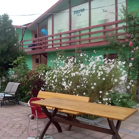 De Inchiriat -complex Turistic Foisor Guest house 2*